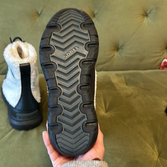 Sorel Explorer II Joan Cozy Boot - Picture 4 of 8